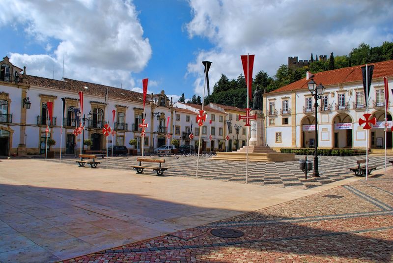 Guidons and symbols at Praça da República in the City of Tomar